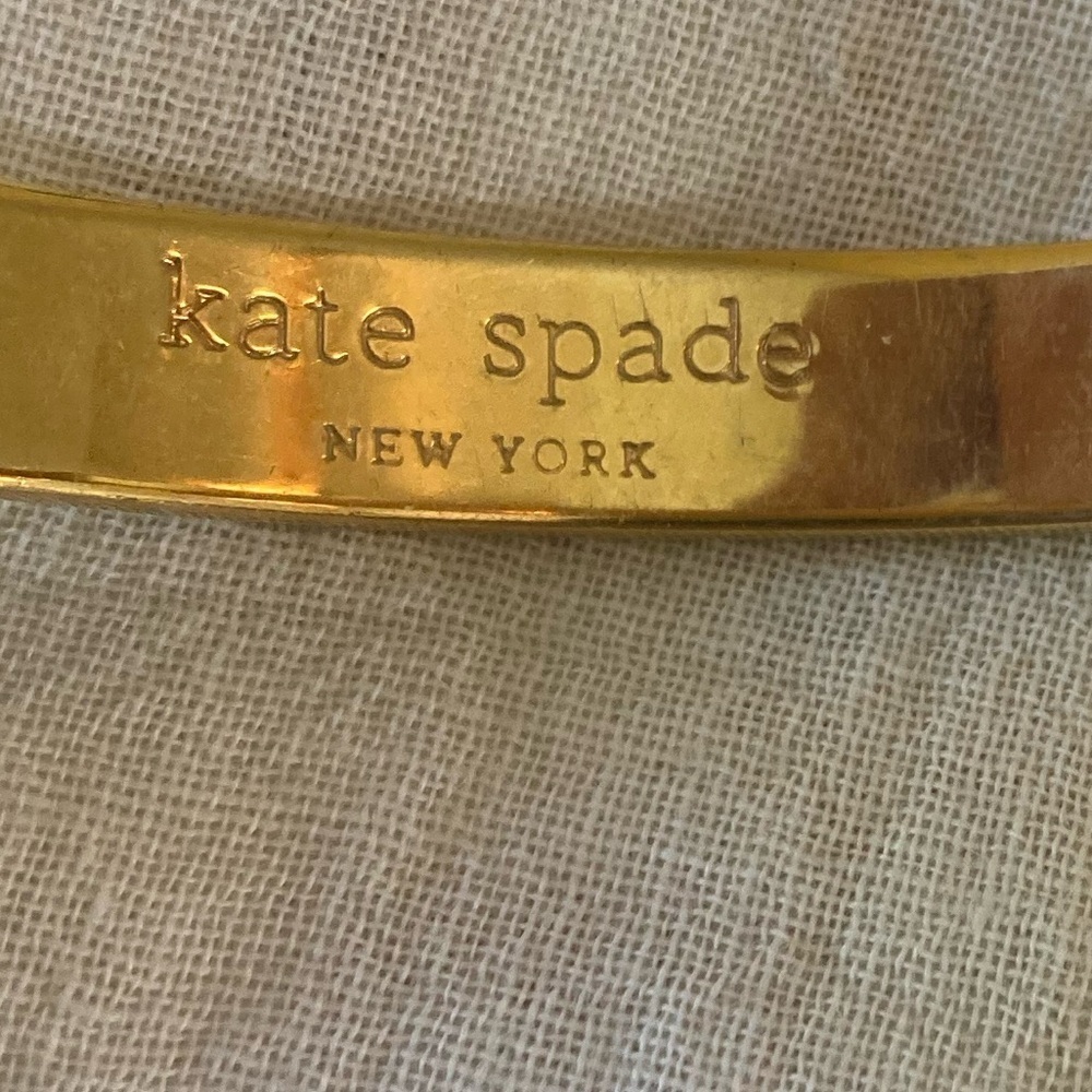 Kate Spade NY Strength in Numbers Hand in Hand Inspirational Bangle Bracelet - Picture 4 of 6